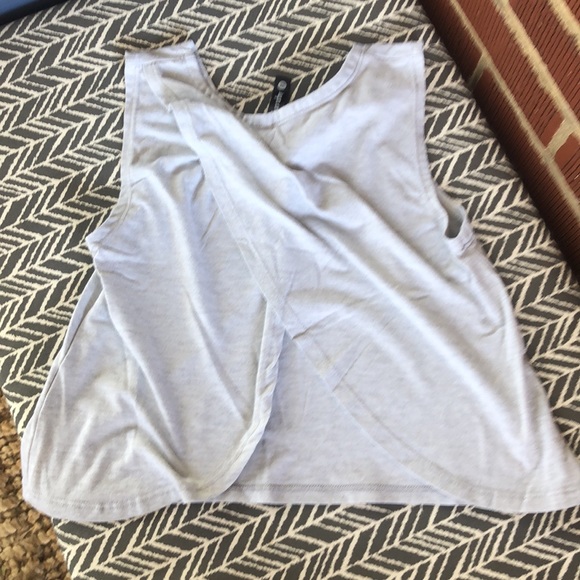 Sugar and Bruno dance crop top - Picture 2 of 3